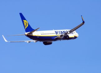 Ryanair Boeing 737-800 | arenaphotouk/123RF.com