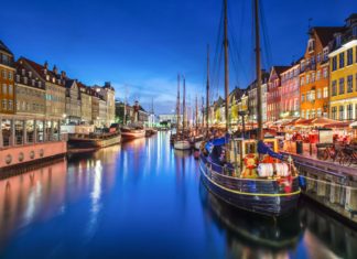 Kanál Nyhavn v Kodani | sepavo/123RF.com