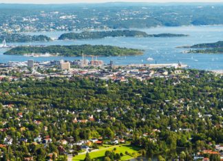 Letecký pohled na Oslo | nanisimova/123RF.com