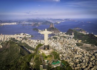 Socha Krista Spasitele a Rio de Janeiro | marchello74/123RF.com